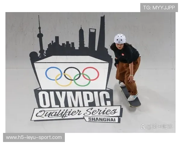 滑板街区赛选手跨越七级台阶一镜到底